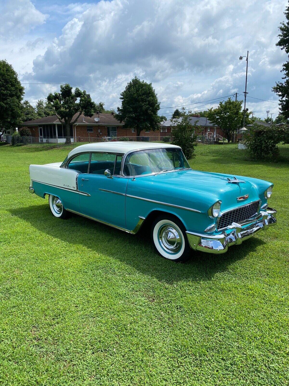 Cars - 1955 Chevrolet Bel Air two-door hardtop original