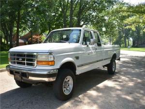 1997 Ford F-250 XLT 2dr 4WD