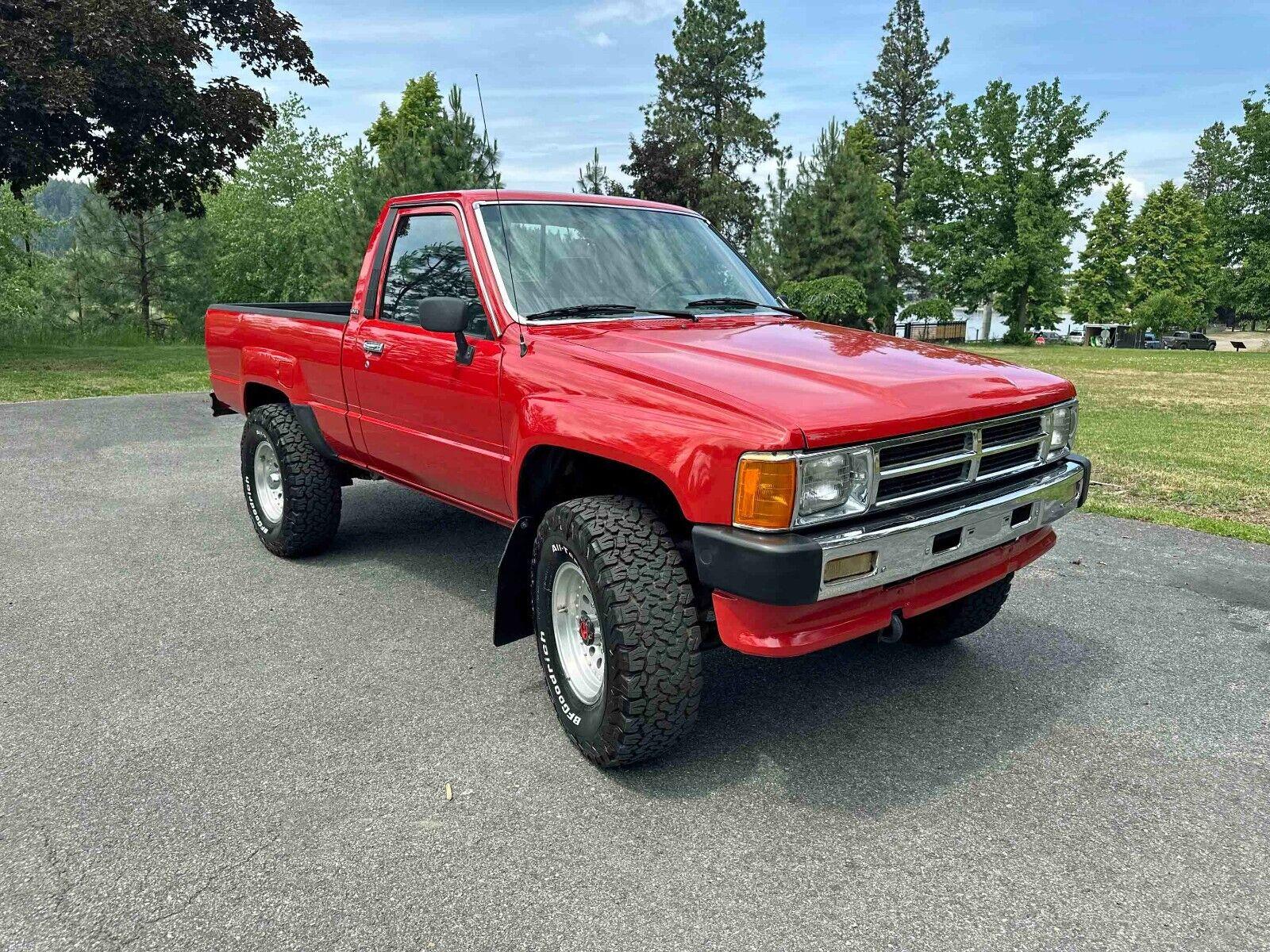 Cars - 1988 Toyota Pickup 4WD 64K Miles