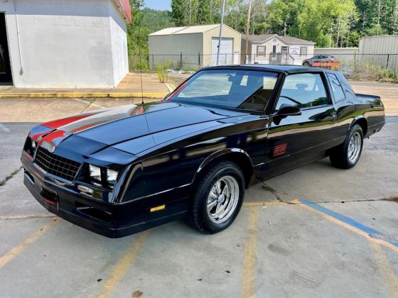 Cars - 1987 Chevrolet Monte Carlo SS 5.0L 305 V8