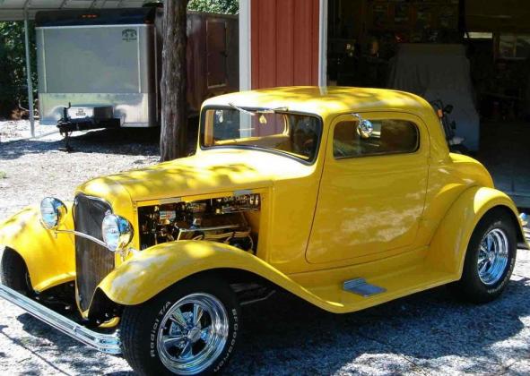 Cars - 1930 Chevrolet Coupe Custom 350 Chevy V8