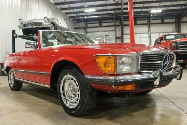 1972 Mercedes-Benz 300-Series   350SL 199745 Miles Red Convertible