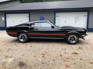 1969 Ford Mustang 4-Speed Mach1 351 Engine