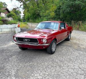 1967 Ford Mustang 302 AUTO BUCKETS FOLD DOWN REAR SEAT
