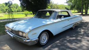 1960 Ford Galaxie SUNLINER AUTOMATIC TRANS 37000 Miles