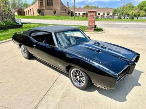 1969 Pontiac GTO Fuel injected V8 Mild cam Overdrive