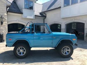 1976 Ford Bronco Convertible 302 Engine