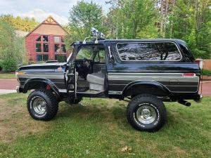 1979 Ford Bronco super straight and rust free