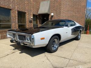 1974 Dodge Charger Very Nice Unmolested Pear White with Black Accents