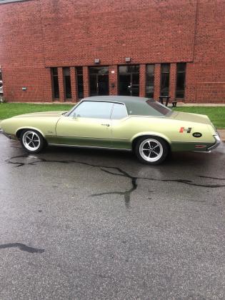 1972 Oldsmobile Cutlass 442 rebuilt 350 with automatic transmission