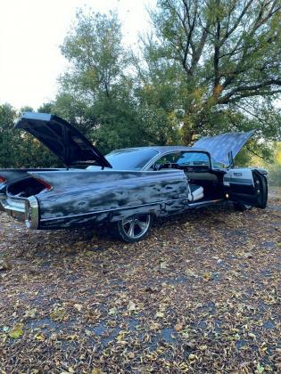 1960 Cadillac DeVille 5.3 LS fuel injected engine