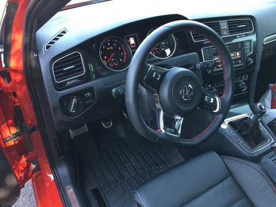 2016 Volkswagen Golf Autobahn