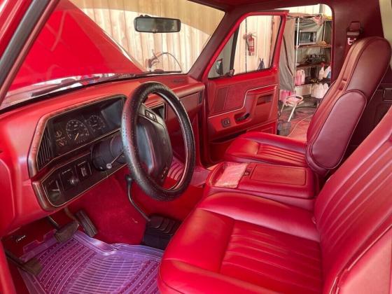 1988 Ford Bronco SUV Red 4WD Automatic