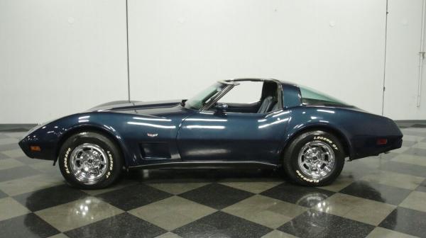 Cars - 1978 Chevrolet Corvette 350 V8 L48 Engine