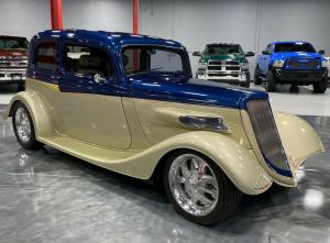 1933 Ford Victoria 302 FORD ENGINE C4 AUTOMATIC TRANS