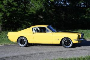 1965 FORD Mustang Hipo 289! 5-speed Tremec!