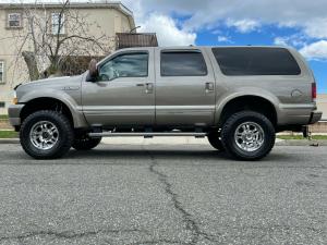 2004 Ford Excursion Limited 4x4 6.0L Turbo Diesel