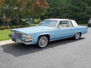 1983 Cadillac coupe DeVille Blue