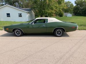 1972 Dodge Charger 400 hp automatic