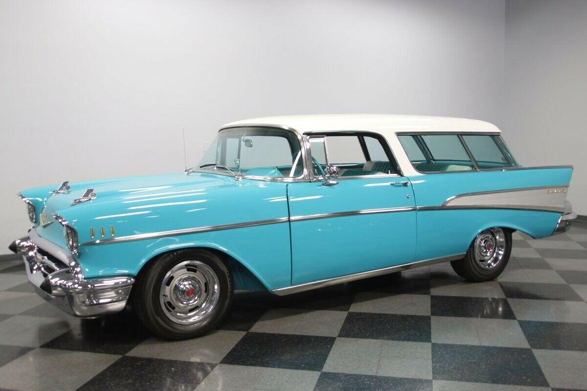 Cars - 1957 Chevrolet Nomad Bel Air Restomod Turquoise 350 V8 ZZ4 970 Miles