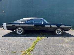 1969 Dodge Charger 4 speed Title Clean