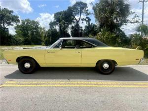 1969 Plymouth Road Runner Coupe 440 cu 7.2 L V8 Engine