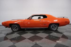 1971 Plymouth GTX  3 Speed Automatic 440 V8 Engine