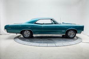 1966 Pontiac GTO V8 6.4L Automatic Coupe Turquoise