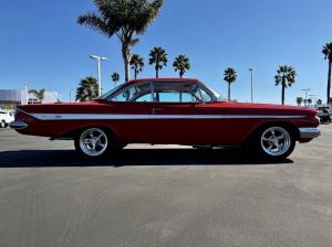 1961 Chevrolet Impala Hardtop Coupe Tri-Power carbs 4-speed Manual