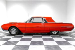 1961 Ford Thunderbird Coupe 390 Ford V8 FMX Automatic