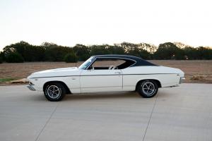 1969 Chevrolet Chevelle SS 396 SS Car 8 Cylinders