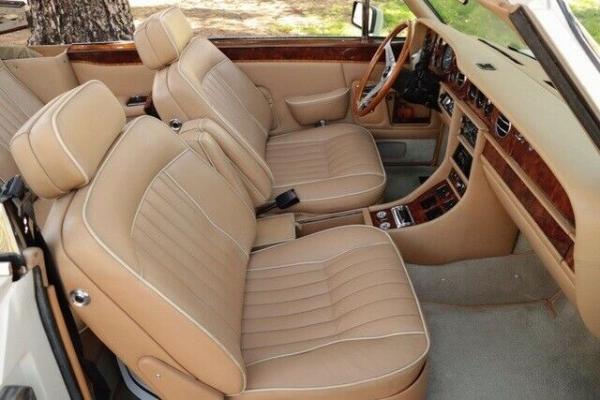 1986 Rolls-Royce Corniche $10500