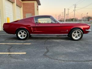 1967 Ford Mustang 5 speed Tremec transmission 8 Cylinders