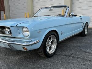 1966 Ford Mustang Convertible Convertible factory v8 fully loaded