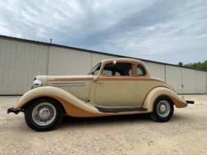 1935 Hudson Terraplane 283 V8 with a Turbo 350 Automatic