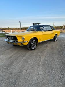 1967 Ford Mustang Coupe Yellow RWD Automatic